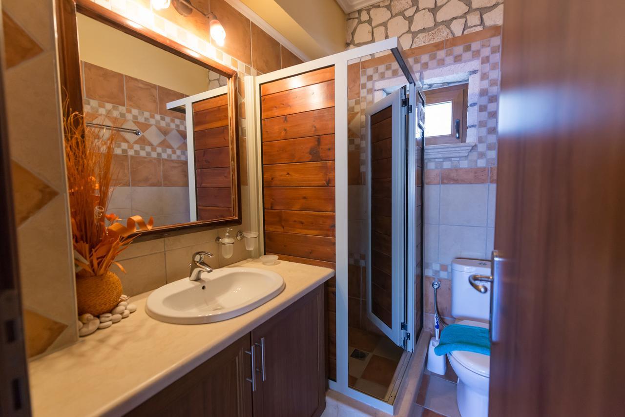Luxury Stone Apartments Agia Efimia Buitenkant foto