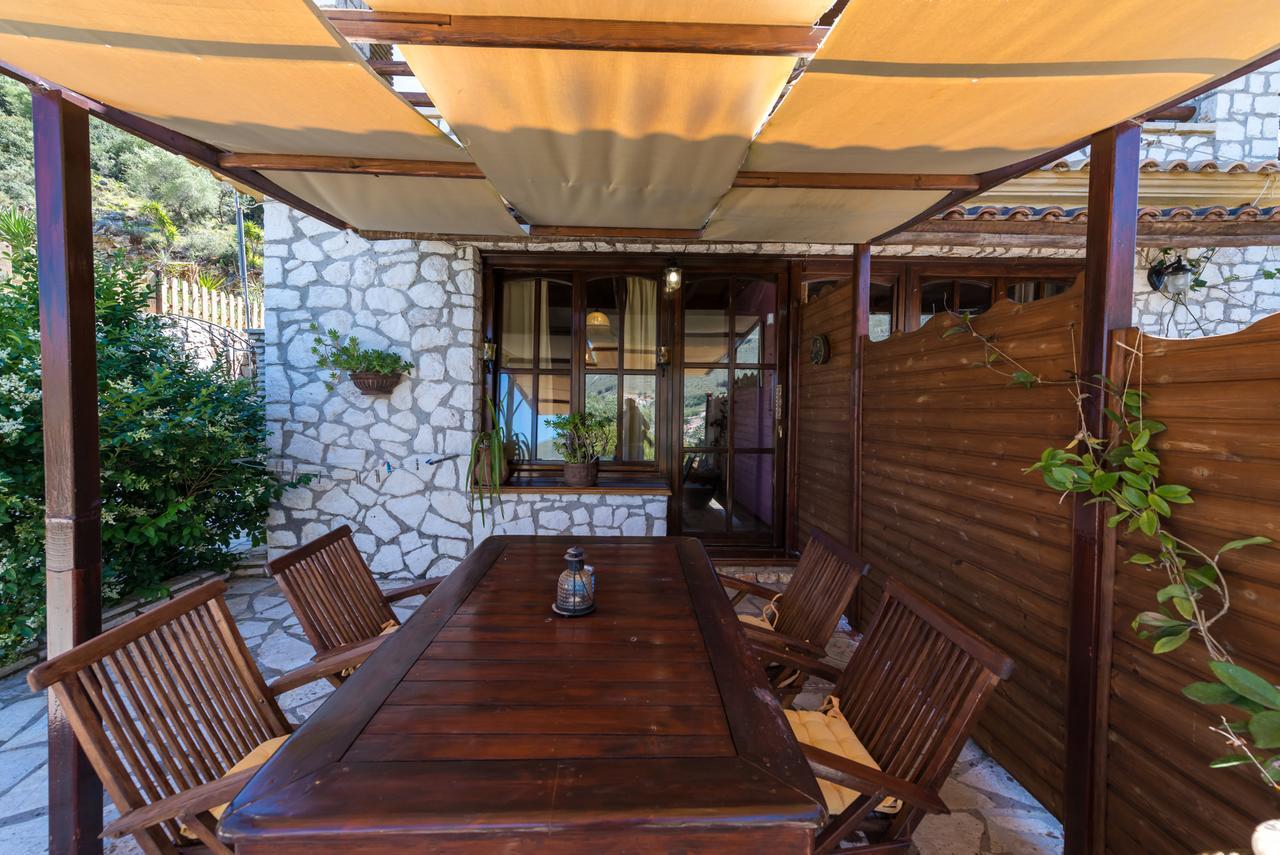 Luxury Stone Apartments Agia Efimia Buitenkant foto
