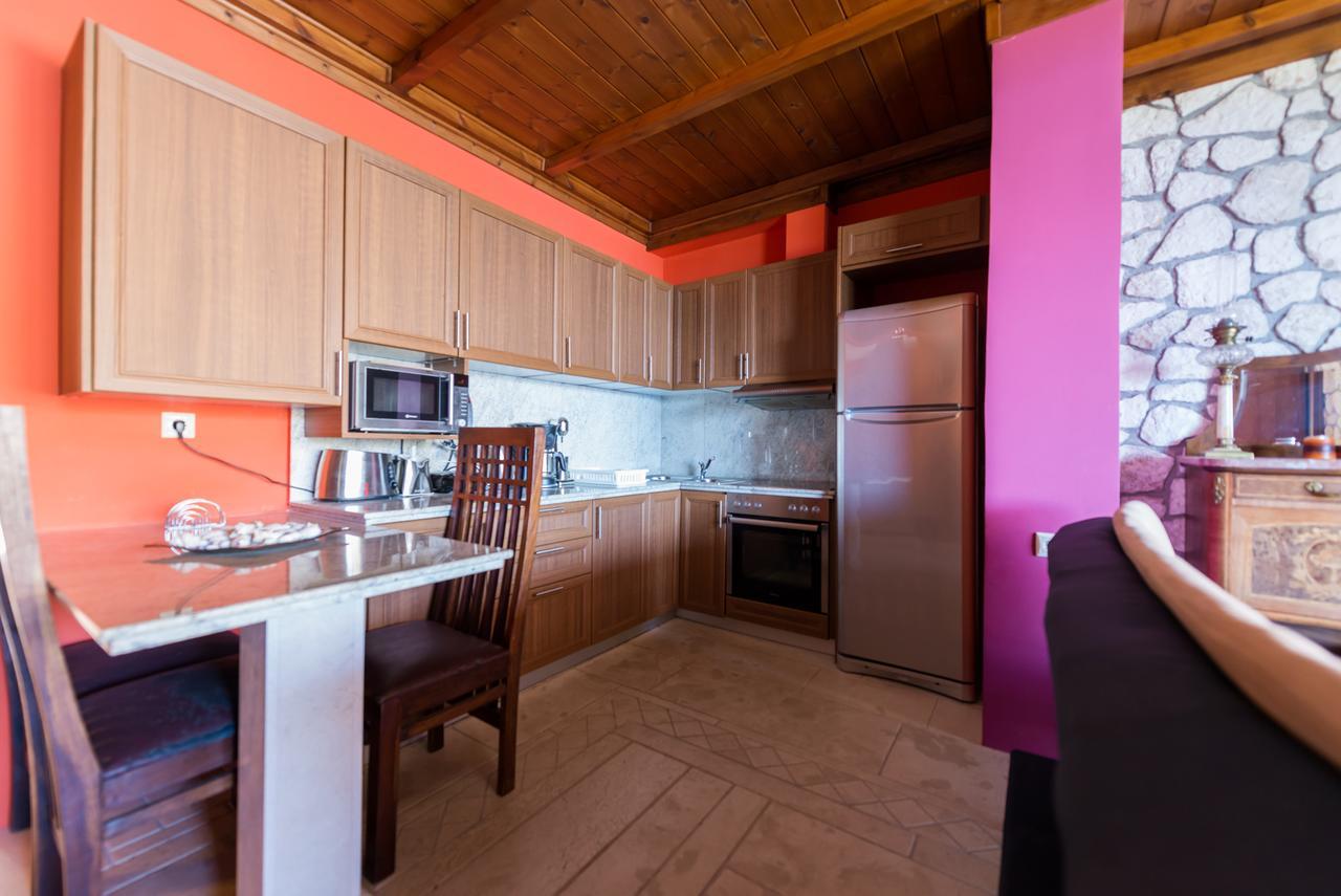 Luxury Stone Apartments Agia Efimia Buitenkant foto